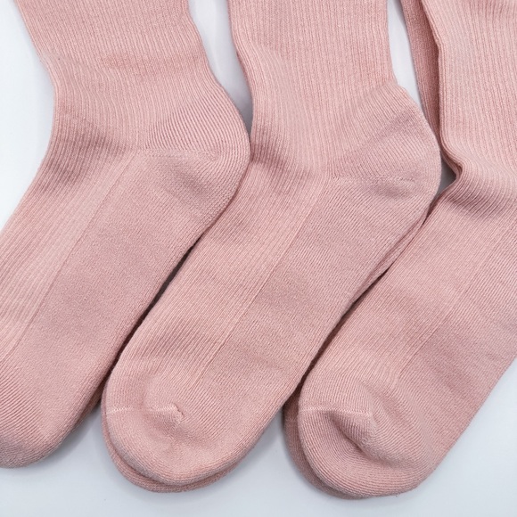 3 Pairs Alo Yoga Women's Lettuce Edge Sock M/L fits sizes 8 – 11 Vintage Pink - Picture 3 of 3